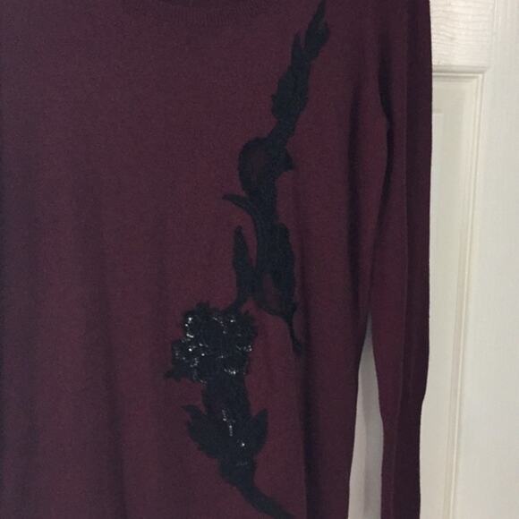 NEW Sequin Lace Burgundy Sweater Women’s Size Small Appliqué red crewneck maroon - Picture 4 of 8